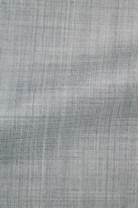 Huddersfield VV150's Light Gray Suit